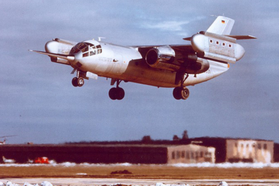 The D0 31 was to be used as an infantry transport plane. But changes in nuclear strategic doctrine — and exorbitant costs — prevented it from leaving the prototype stage. (Airbus Group photo)