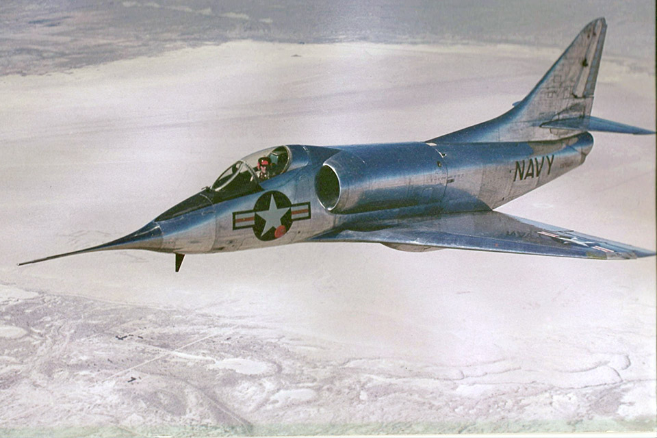 An XA4D-1 set a world speed record of 695.163 mph over a 500-kilometer closed course on October 15, 1955. (John Gray)