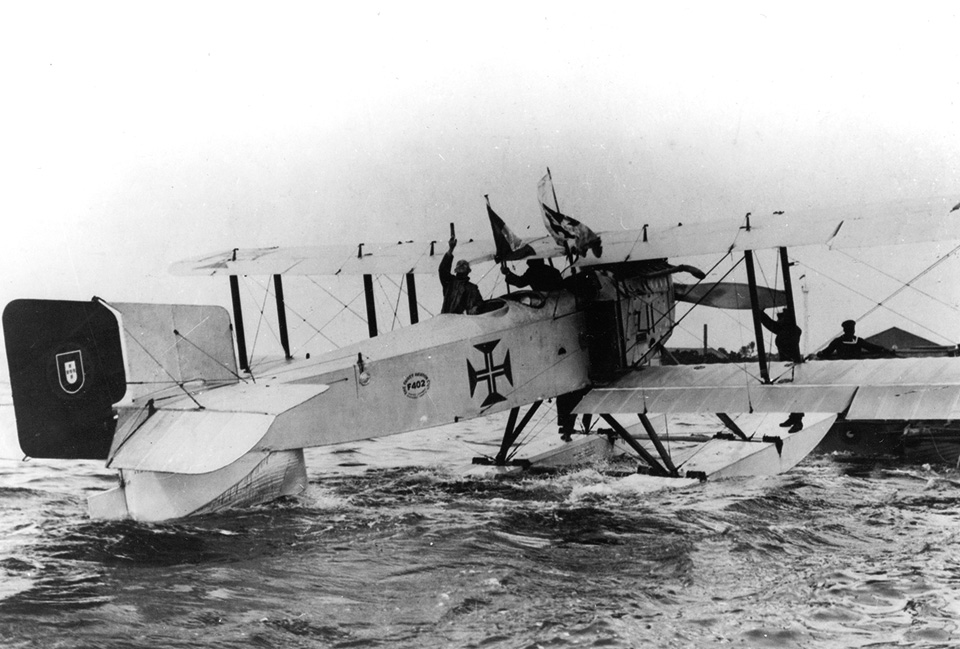 The replacement floatplane "Santa Cruz" arrives in Rio de Janeiro at the conclusion of the flight across the South Atlantic on June 17, 1922. (National Air and Space Museum)