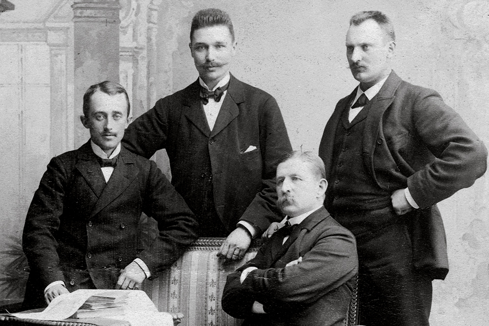 Salomon August Andrée (seated) with (from left) Vilhelm Swedenborg, physicist Nils Strindberg and civil engineer Knut Fraenkel in 1896. (Sueddeutsche Zeitung Photo/Alamy)
