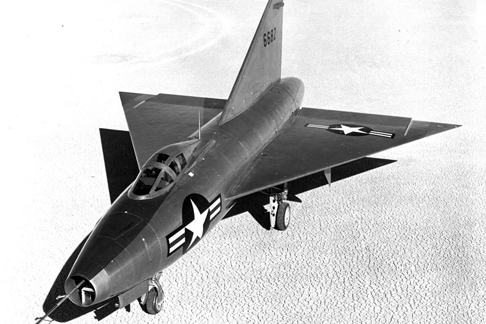 Shannon piloted the Convair XF-92A, the world’s first delta-wing jet, on its maiden flight in September 1948. (National Archives)