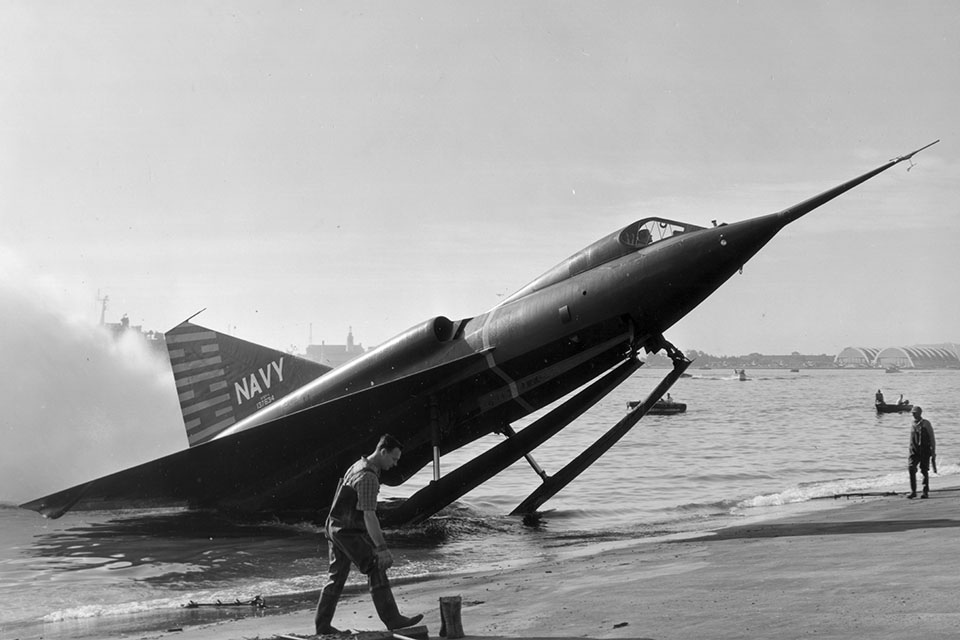 Shannon beaches an XF2Y-1 Sea Dart after taxi tests in San Diego Bay on December 17, 1952. (National Archives)