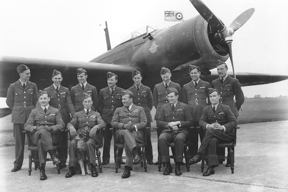 LRDU crews gather for a group portrait in front of one of the well-traveled Wellesleys. (RAF Museum, Hendon)