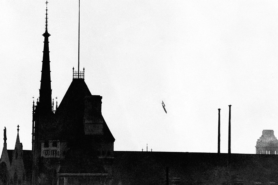 A V-1 pulse-jet­–powered flying bomb plunges into central London on August 4, 1944. (AP Photo)