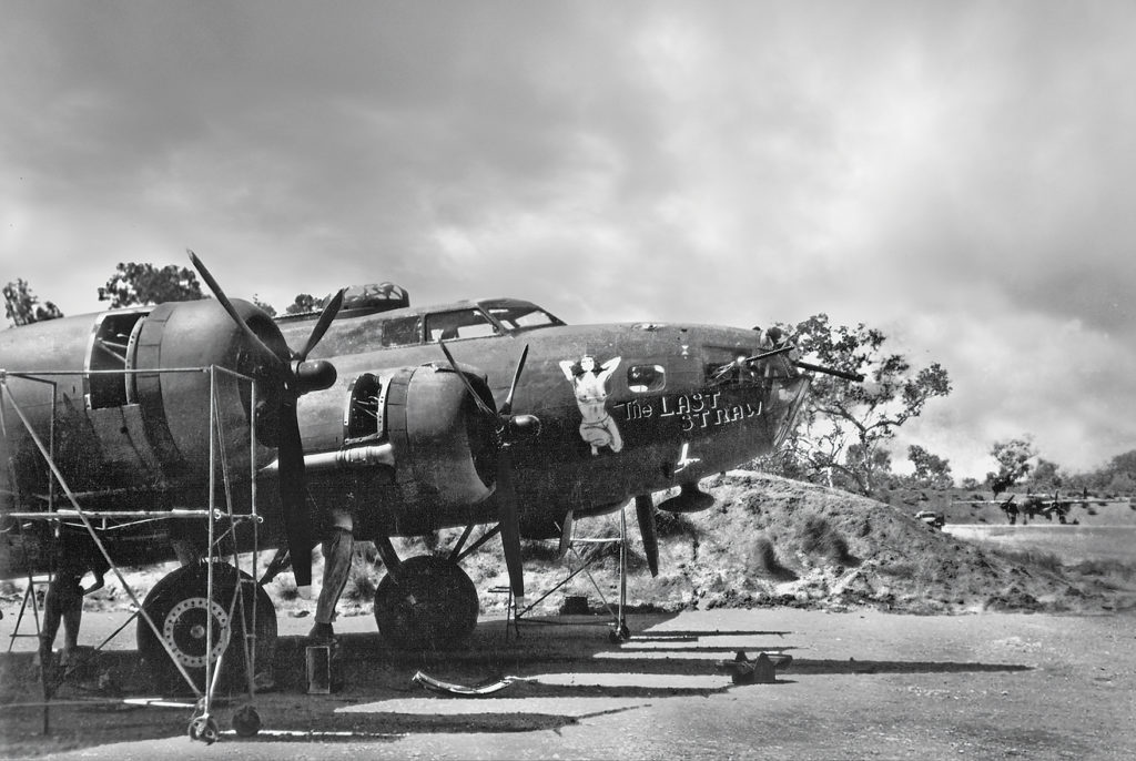 The Last Straw’s final mission with the 43rd Bomb Group was a raid on Lae on September 8, 1943. (David Vincent Collection)