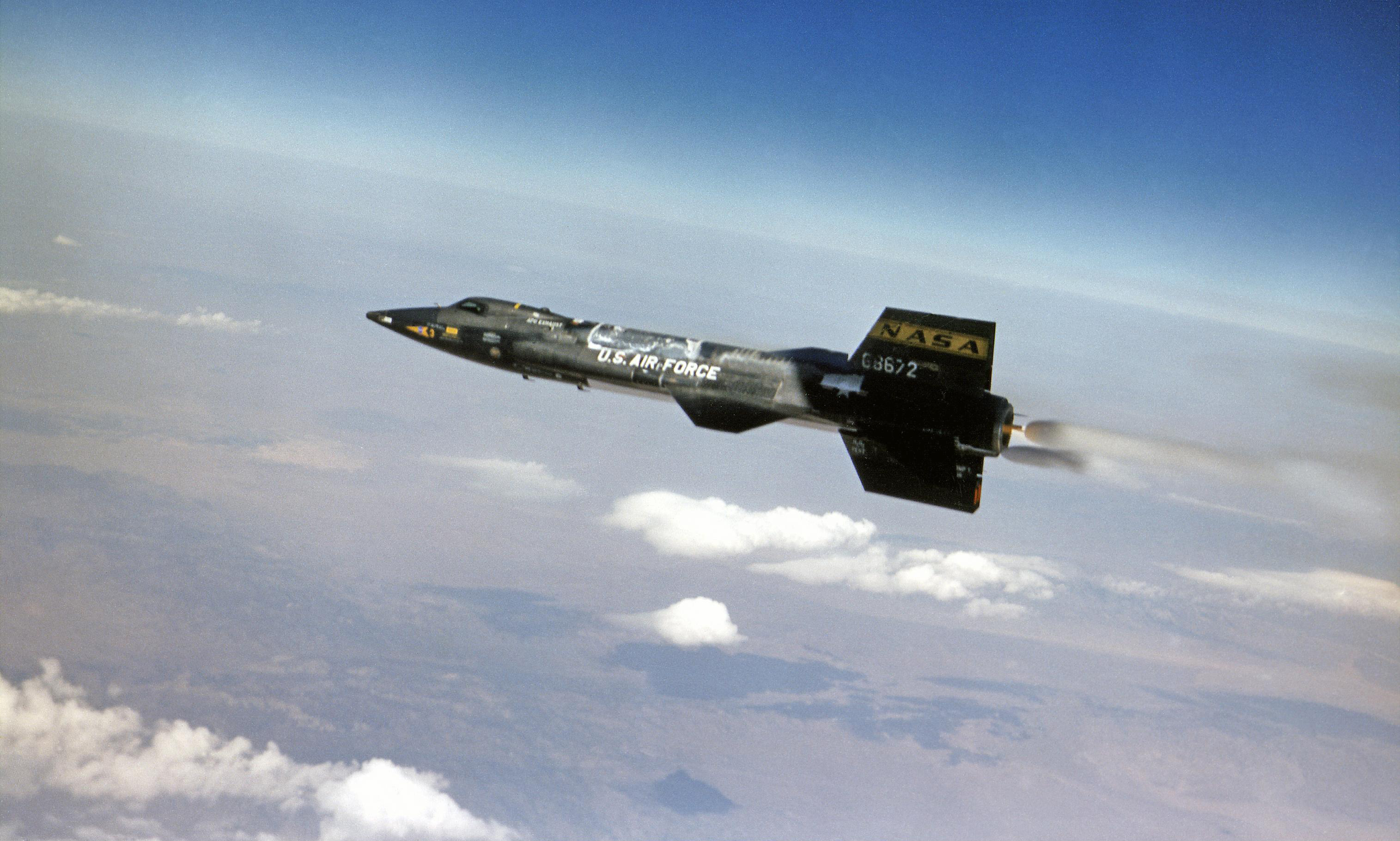 Рекорд скорости самолета. North American x-15. Ракетоплане North American x-15. North American x-15 – 7274 км/ч.. Самолёт x-15 гиперзвуковой.