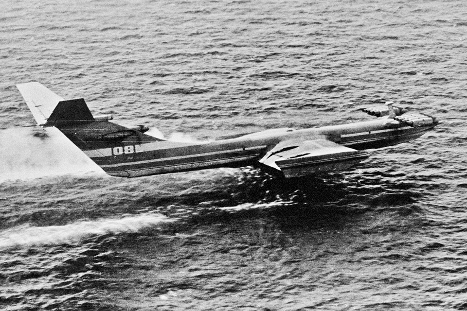The KM, aka the “Caspian Sea Monster,” had 10 turbofan engines and weighed 550 tons. (ITAR-TASS)