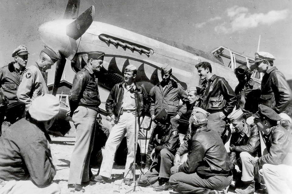 Pilots chat with Chennault near a newly arrived North American P-51B, one of a handful sent to replace the Fourteenth’s aging P-40s in 1944. (U.S. Air Force)