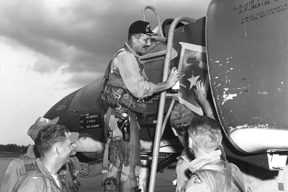Legendary Leader. Col. Robin Olds and his 8th Tactical Fighter Wing used new tactics to turn the tables on the North Vietnamese. (U.S. Air Force)