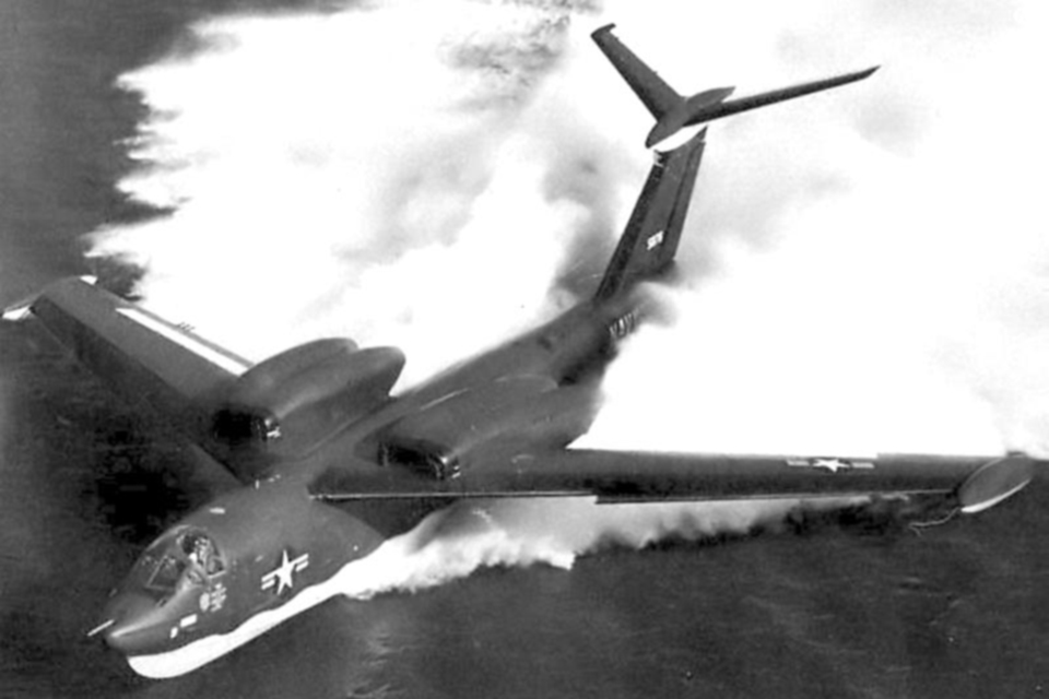 The Martin XP6M SeaMaster attained high speeds via its four jet engines mounted above the wing. (U.S. Navy History and Heritage Command)