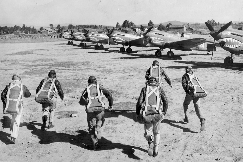 Alerted to an impending raid, Flying Tigers scramble to their waiting Curtiss P-40s. Colonel Claire Chennault’s American Volunteer Group relied on a network of Chinese observers to warn of incoming enemy aircraft. (National Archives)