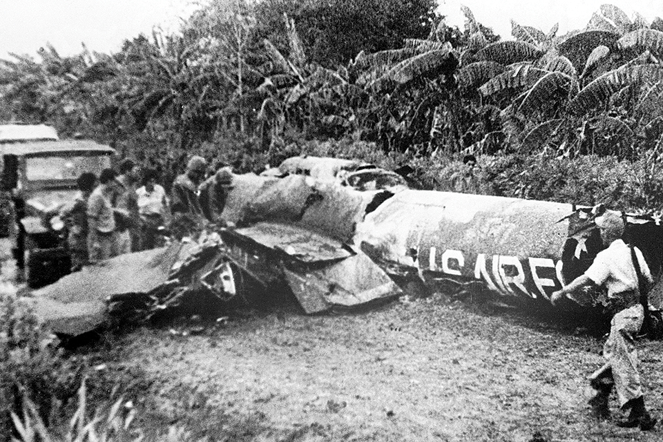 Cuban personnel examine the remains of Anderson’s U-2 after he was shot down and killed by a Soviet surface-to-air missile. (Gamma-Keystone via Getty Images)