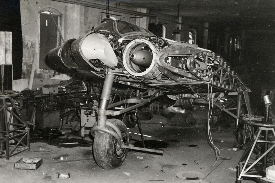 The uncompleted Ho IX V3 at war’s end. (National Archives)
