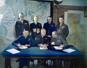 The Courageous General Who Led the Way to D-Day's First Successful Assault