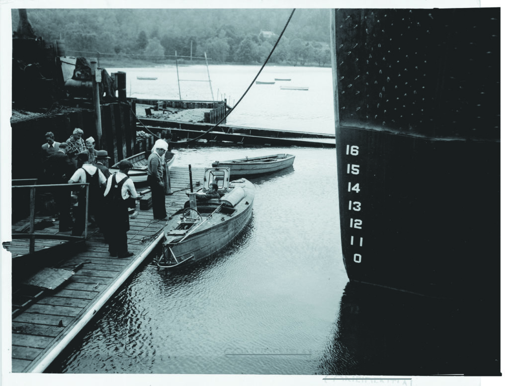 Gimik at the time of an early sea trial in 1945, likely near the builder's yard in New Jersey. The vessel was intended to hold three men: an operator and two agents. (CIA)