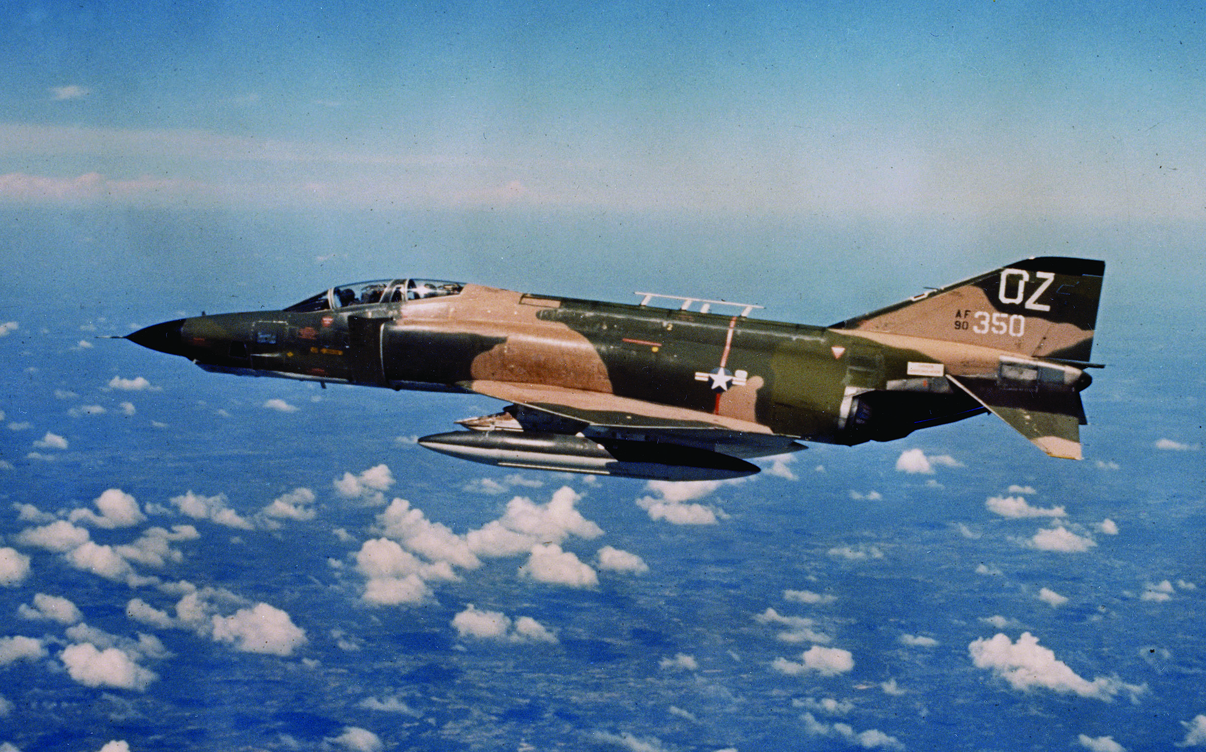 F 4.0 5.6. Ф-4 Фантом во Вьетнаме. F-4 Phantom II во Вьетнаме. RF-4c Phantom Вьетнам. F-4c Phantom II in Vietnam.