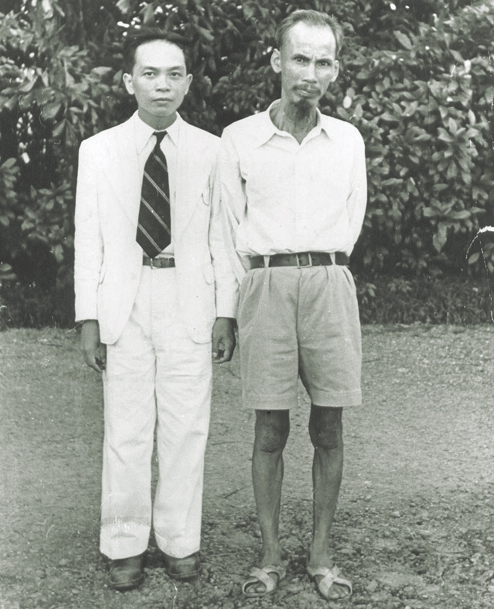 Vo Nguyen Giap and Ho Chi Minh. (Central Intelligence Agency)