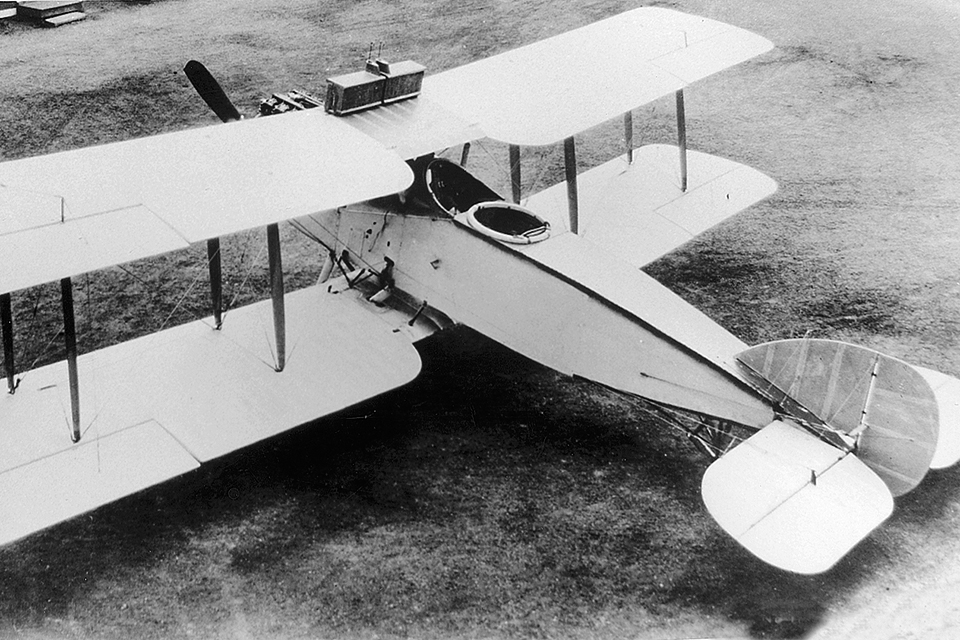 The Curtiss O-1, an American copy of the Bristol F.2B using a 400-hp Liberty V-12 engine and a center-section radiator, did not improve on the original. (National Archives)