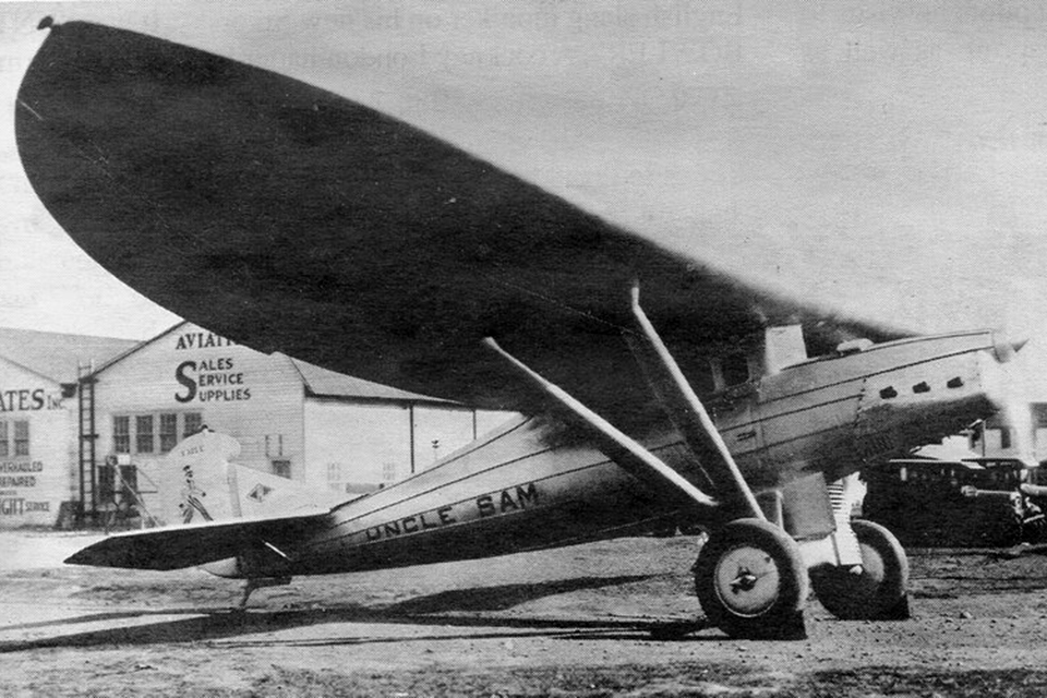 Levine's trio of engineers produced only three aircraft, the first was the shapely, all-metal monoplane nicknamed "Uncle Sam." The underpowered plane flew only a few times and was sold to help cover Levine's debts for a mere $750. (HistoryNet Archives)