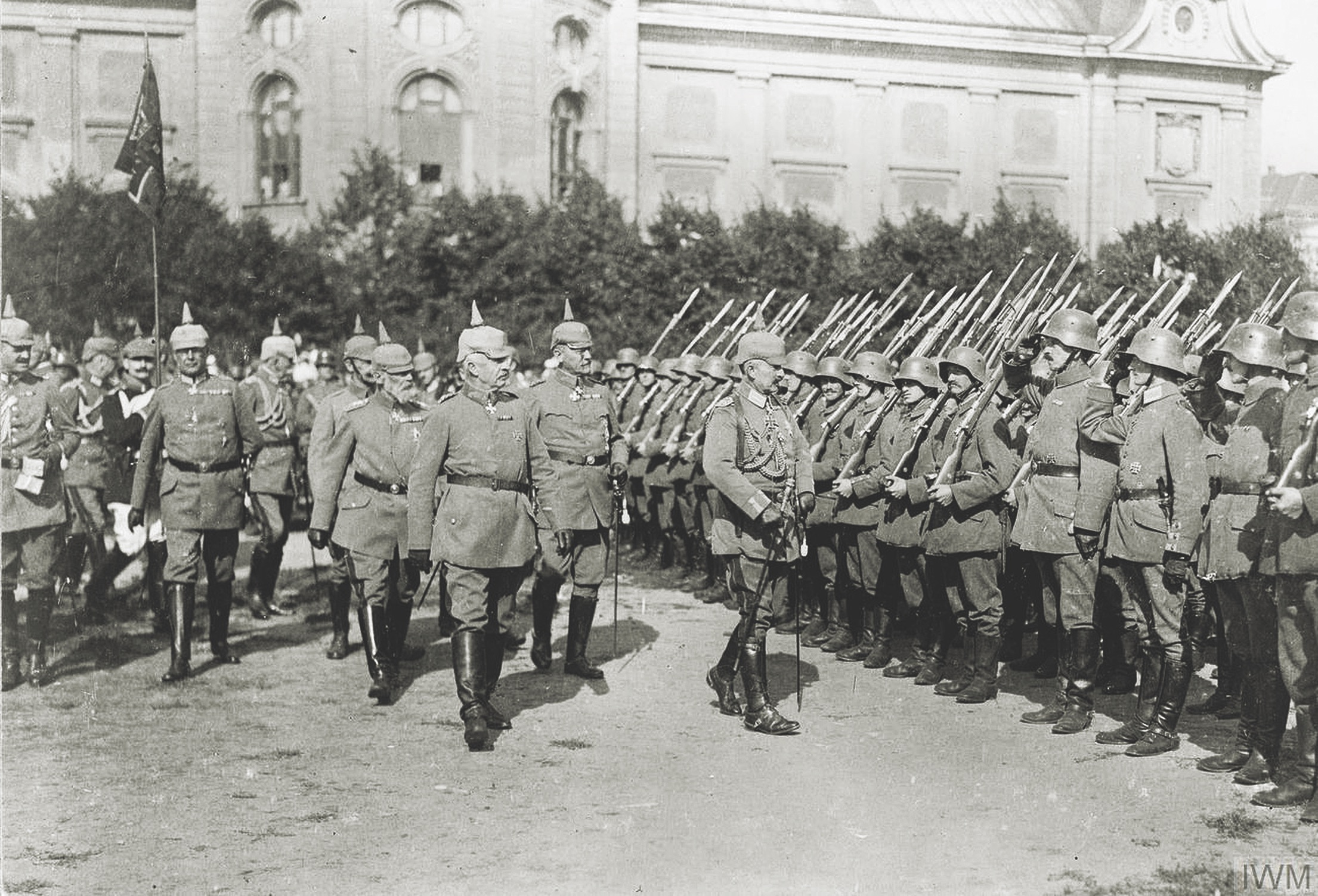 A bearded Prince Leopold of Bavaria, supreme commander of German forces on the Eastern Front, accompanies Kaiser Wilhelm II (center) on a review of troops following the capture of Riga. (PVE/Alamy Stock Photo)