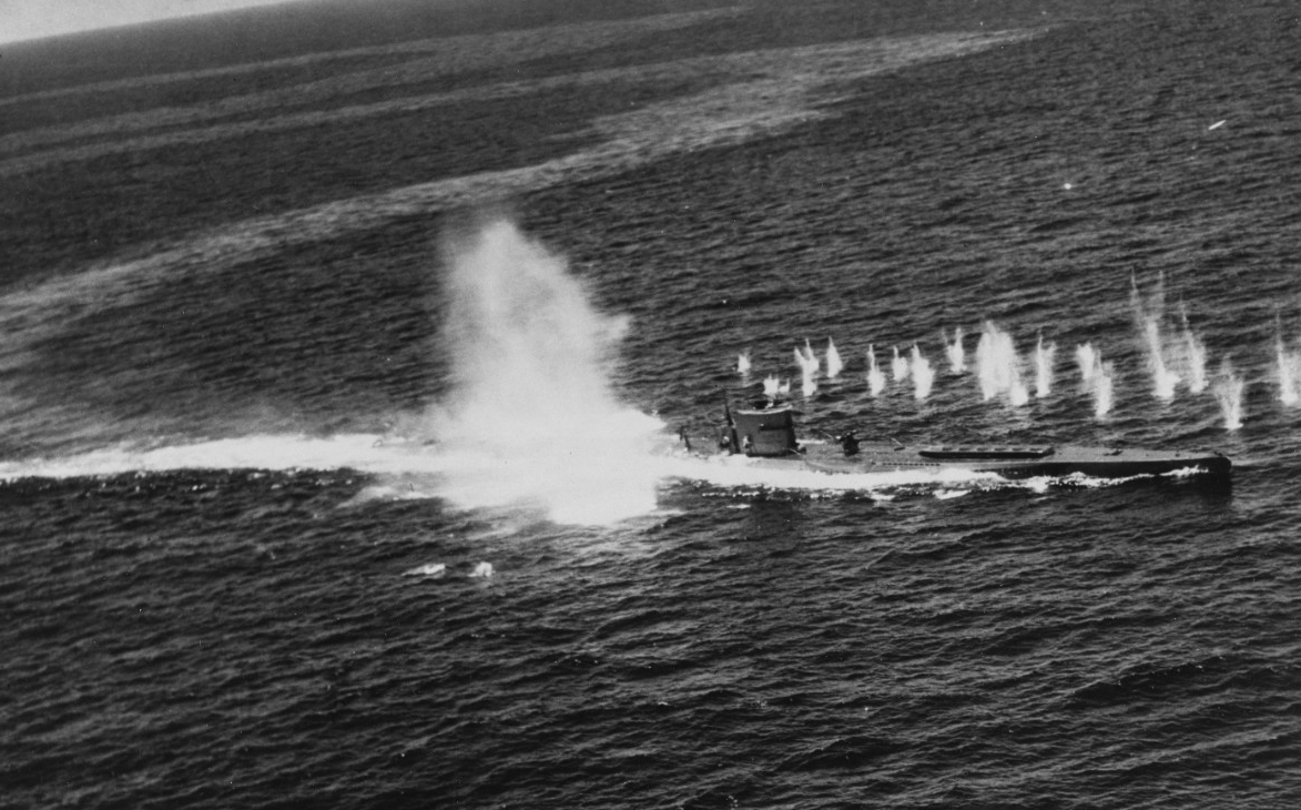 German U-boat U-118 attacked and sunk 12 June 1943 by aircraft from USS Bogue. (Naval History and Heritage Command)