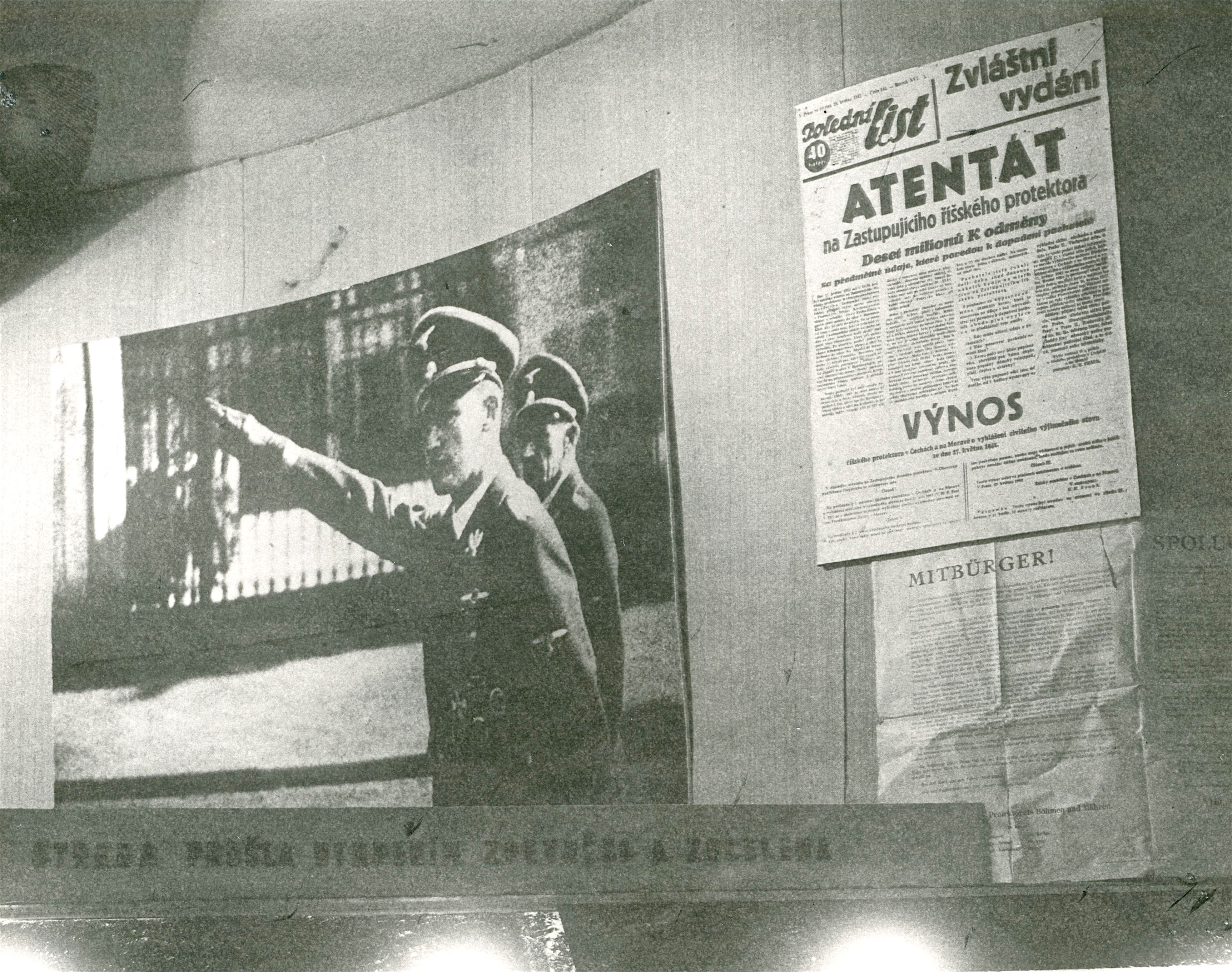 Notices in Czech and German regarding the assassination of Reinhard Heydrich appear in occupied Czechoslovakia. Newspaper in photo dated 1942. The Museum of Danish Resistance 1940-1945.