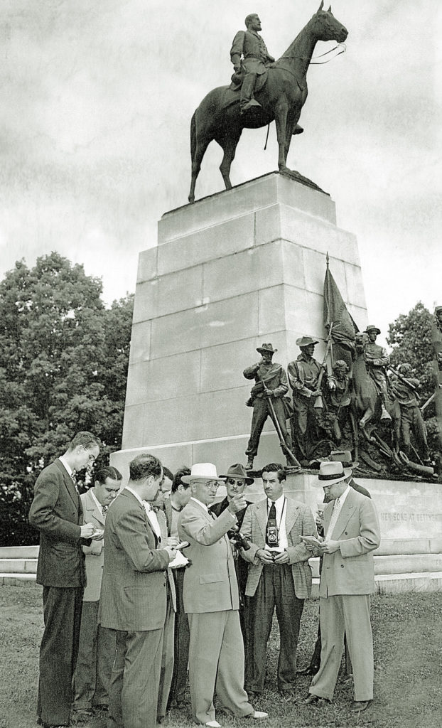 Should Confederate Monuments Stay Up or Come Down?