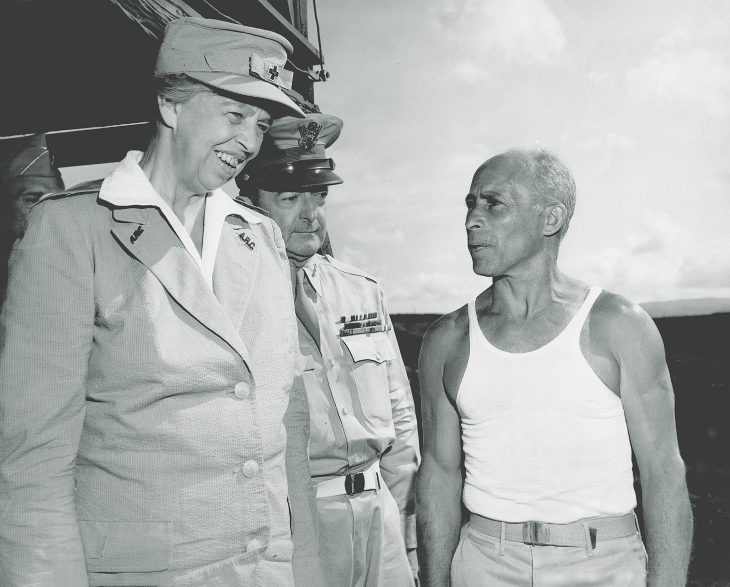 First Lady Eleanor Roosevelt and General Robert C. Richardson Jr. visit d’Eliscu at his school in Hawaii in 1943.