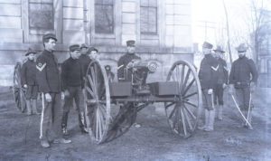 A state guard Gatling gun crew in defensive position at the capitol in Frankfort, Kentucky, in January 1900 during the chaos that surrounded the disputed gubernatorial election and the murder of William Goebel. (Kentucky Historical Society)