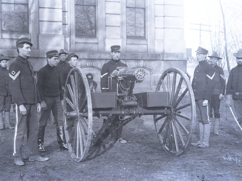A state guard Gatling gun crew in defensive position at the capitol in Frankfort, Kentucky, in January 1900 during the chaos that surrounded the disputed gubernatorial election and the murder of William Goebel. (Kentucky Historical Society)