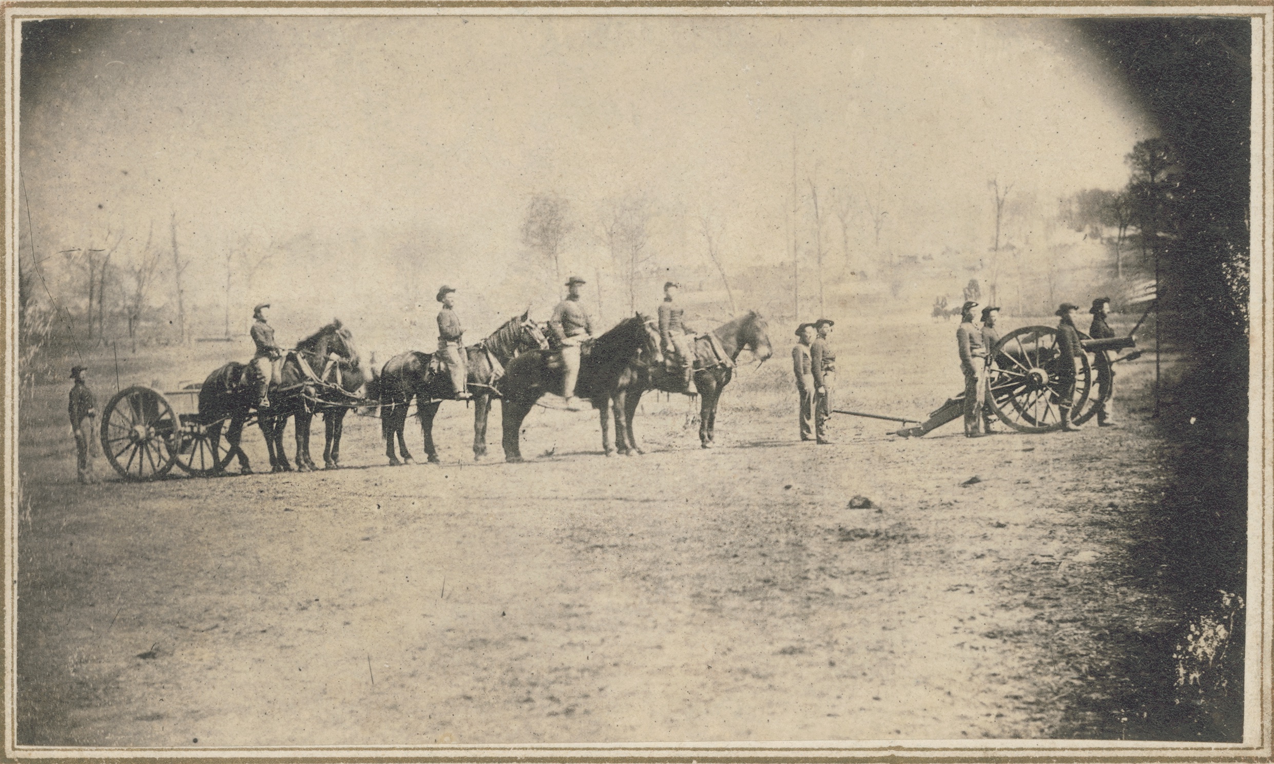 Members of the 3rd Wisconsin Artillery, also known as the “Badger Battery,” at their Camp Randall, Wis., training camp. At Stones River, the battery retreated across the river before Breckinridge’s January 2 onslaught, and re-formed in Mendenhall’s line. (Courtesy of the Wisconsin Historical Society)