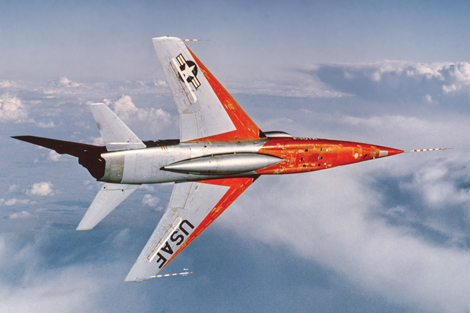 The belly-mounted nuclear bomb pod drove the F-107’s design. (Courtesy of Erik Simonsen)