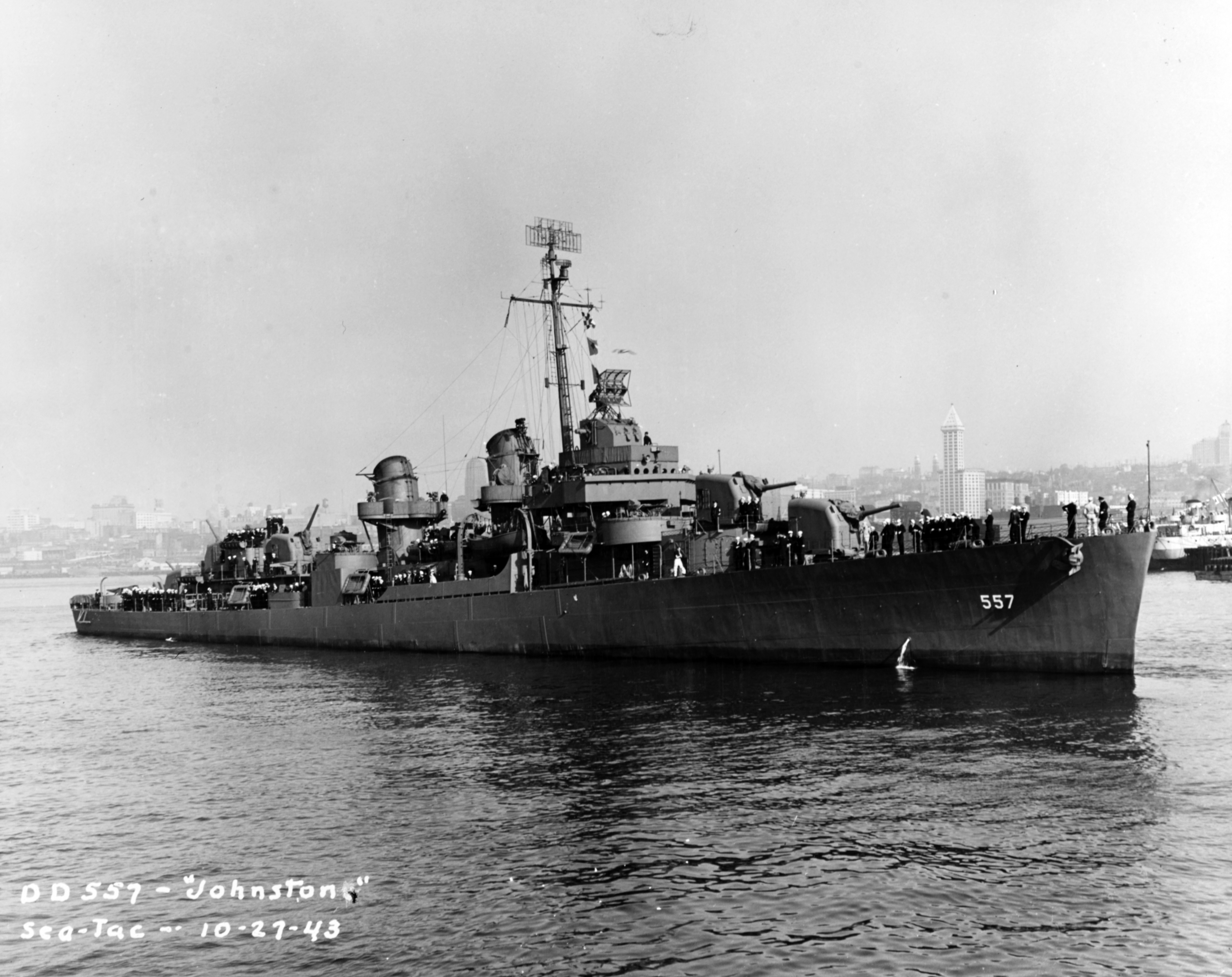 The USS Johnston off the coast of Washington, October 27, 1943. (Naval History and Heritage Command)
