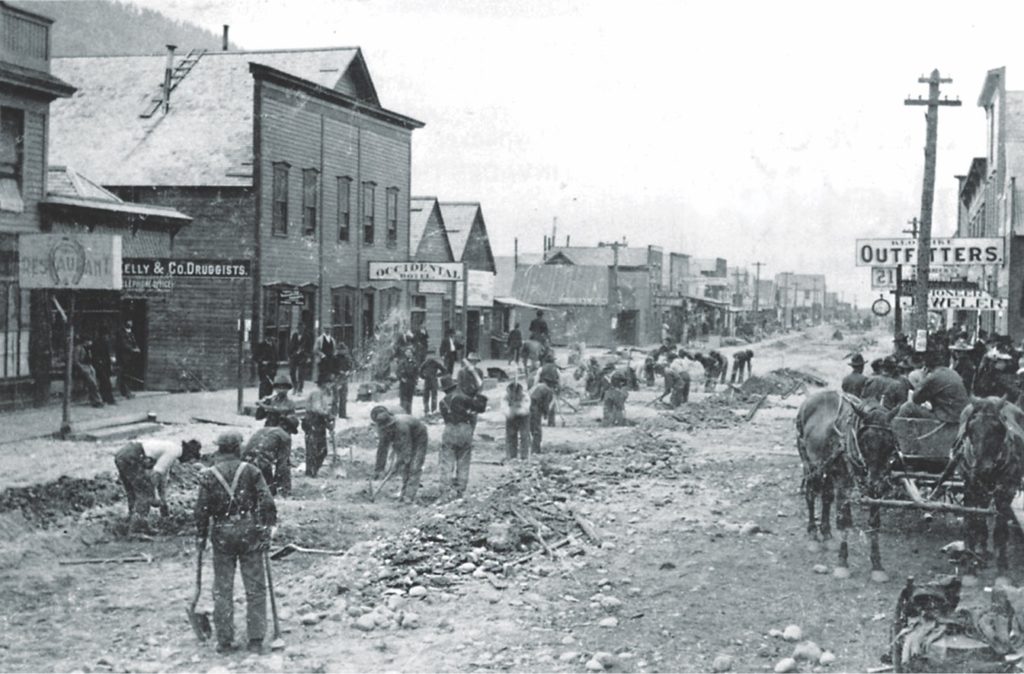 The railroad was a product of the turn-of-the-century gold rush that transformed the Alaskan village of Skagway into a boomtown. Construction of the line began in the center of the town’s business district in spring 1898. (University of Alaska, Fairbanks)