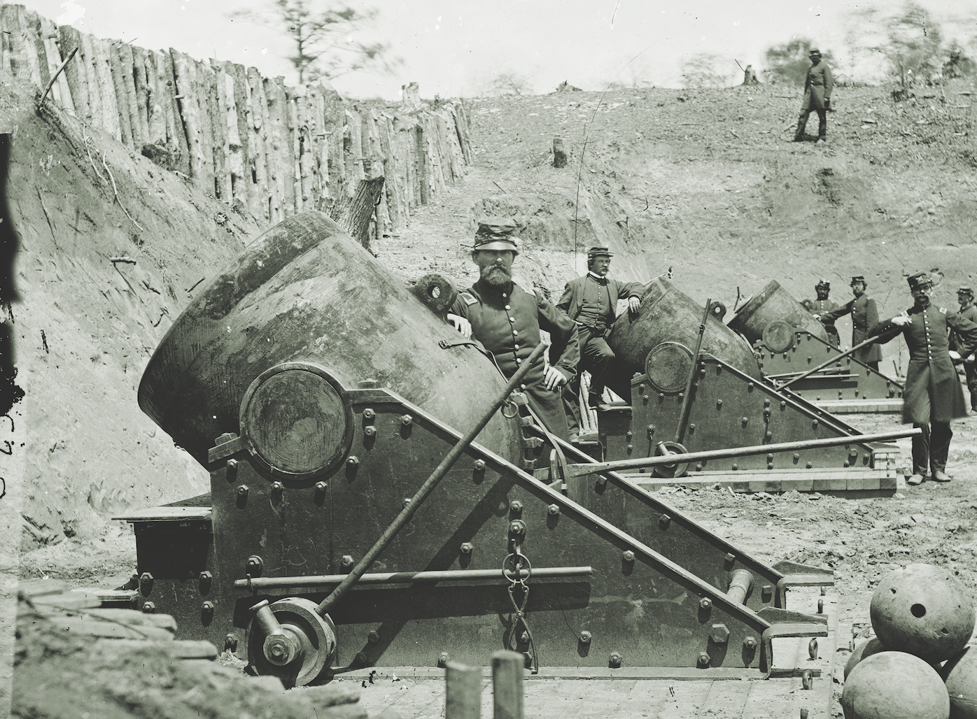 Massive Federal mortars in the Yorktown siege lines. They never fired a shot. (Library of Congress)