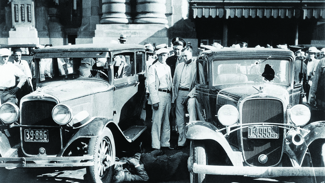The aftermath of the infamous Kansas City shootout, June 17, 1933. (AP Photo)