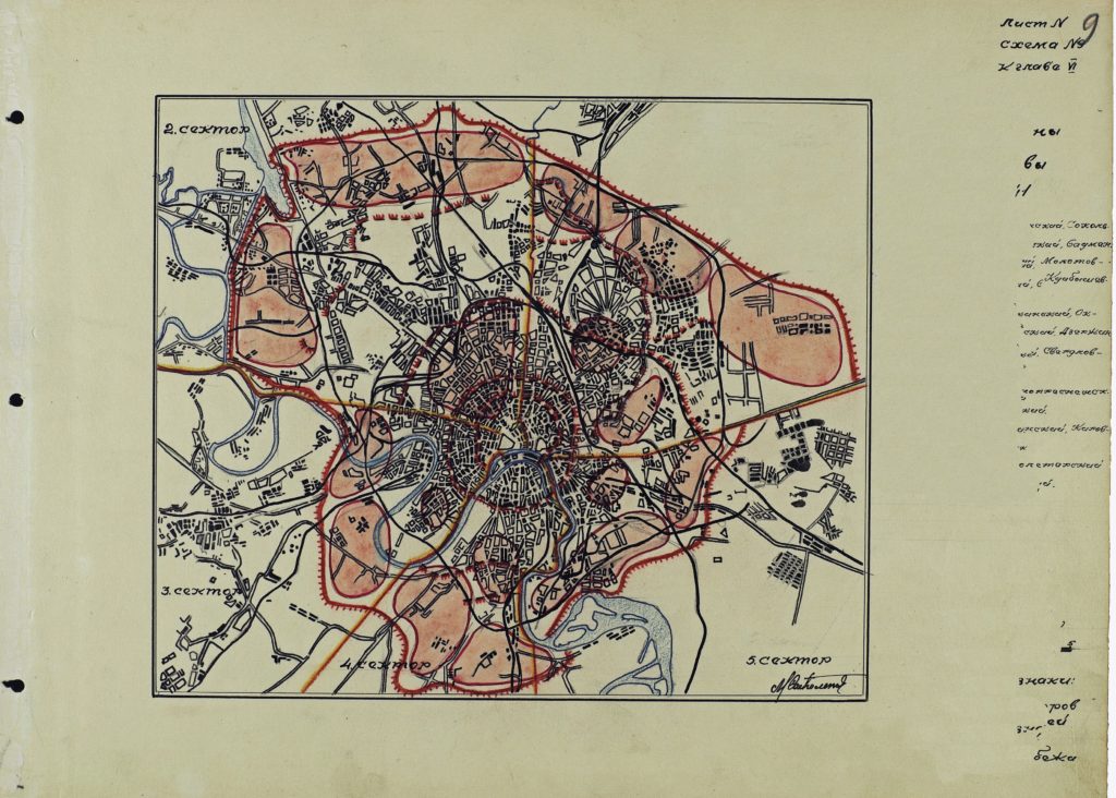 Dated August 4, 1941, a map shows a series of defensive lines snaking around  Moscow and environs. (jccalvin.ddns.net)