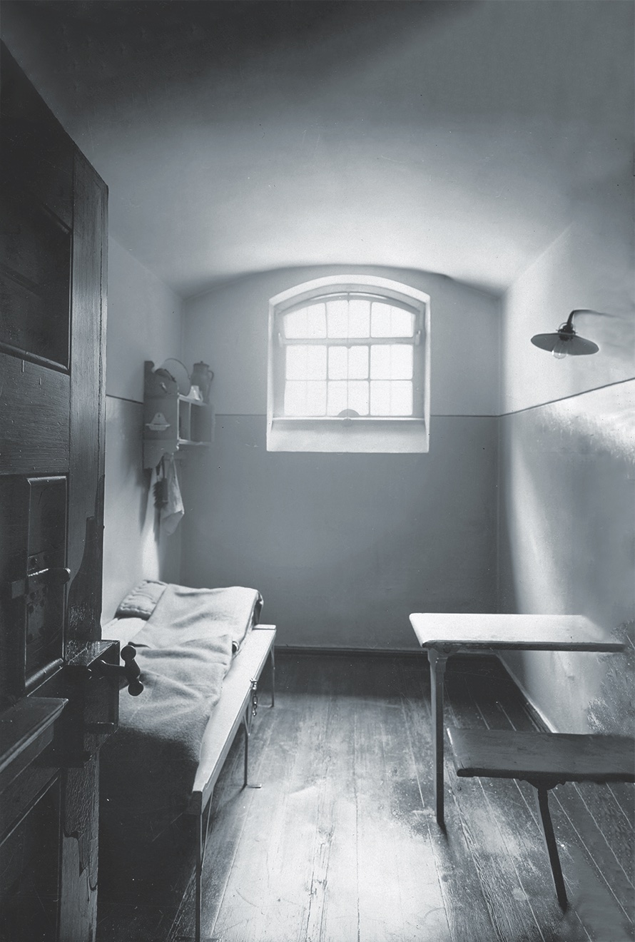 A cell at Moabit, as photographed in 1936. (Imagno/Getty Images)