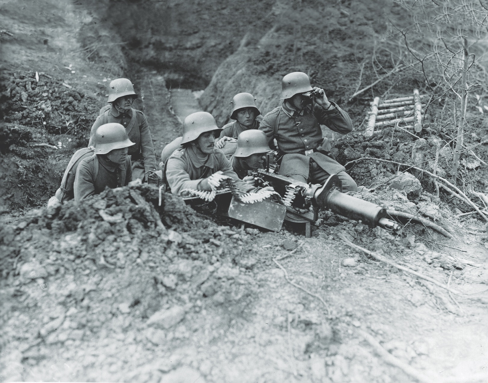 A German machine gun nest in World War I. (General Photographic Agency/Getty Images) 