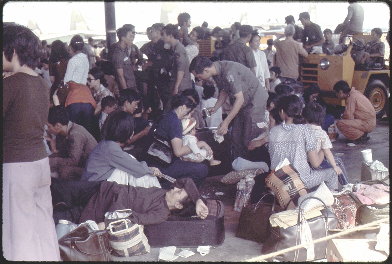 South Vietnamese who fled Saigon on April 29, 1975, are at a stopover in Thailand. / AFP Photo/National Archives