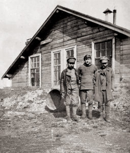 AVHP-AUTUMN-COOPER-09A | HistoryNet