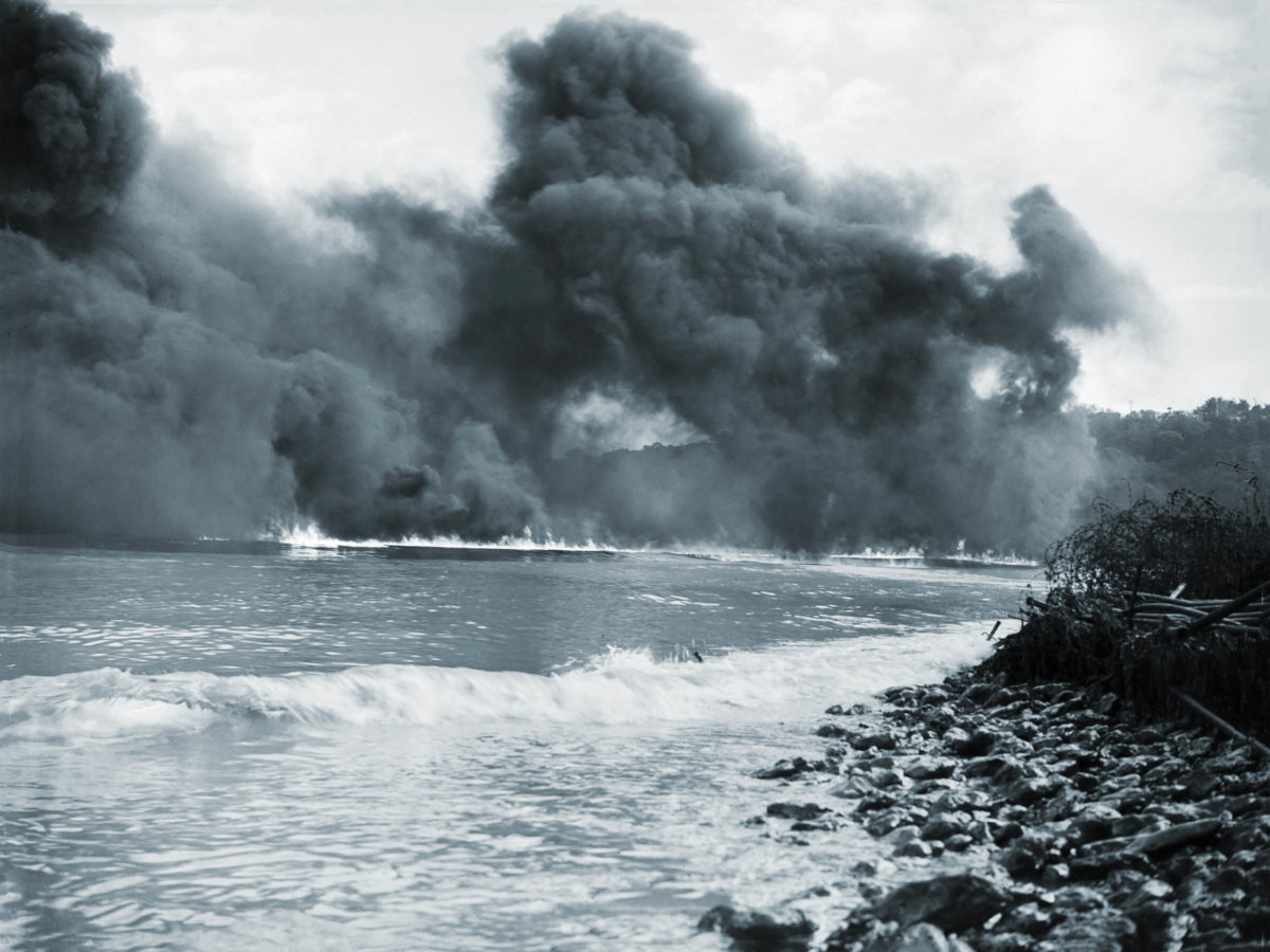 english-channel-fire-ww2