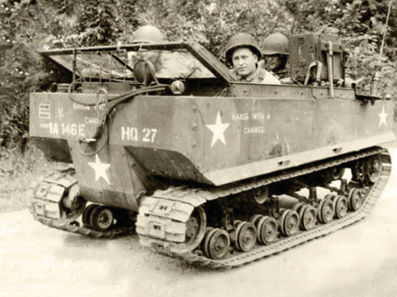 ww2-us-weasel-armored-vehicle-manned