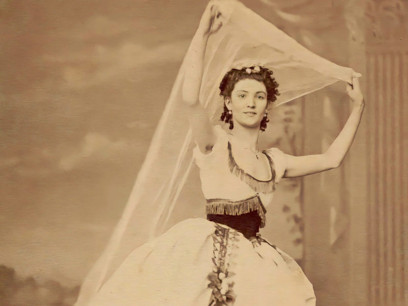 Giuseppina Morlacchi dancing on stage