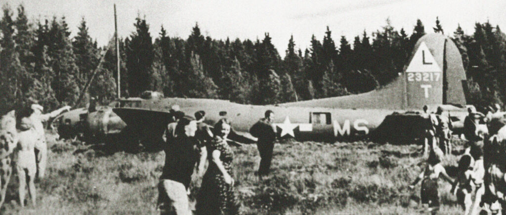 american- plane-crash-sweden-georgia-rebel-ww2-1943
