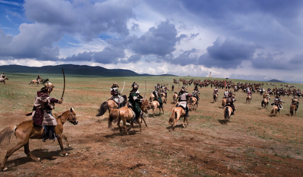 mongols-invasion-korea-horses-reenactors