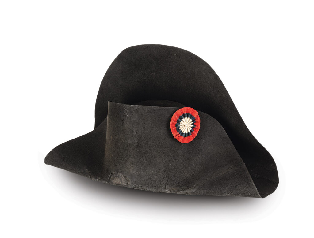Photo of Napoléon Bonaparte's bicorne hat.