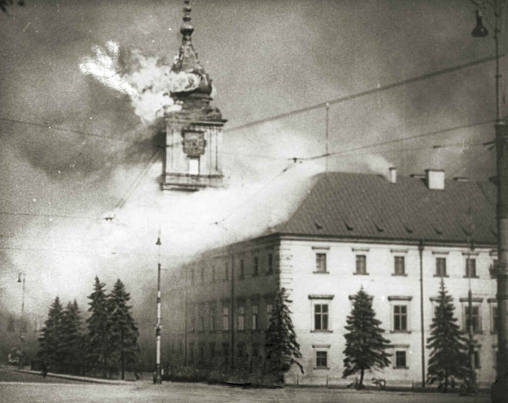 kusocinski-burning-church-ww2
