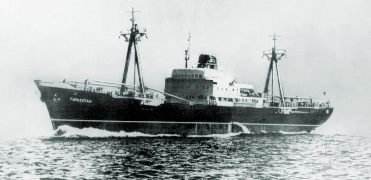 turkestan-soviet-ship