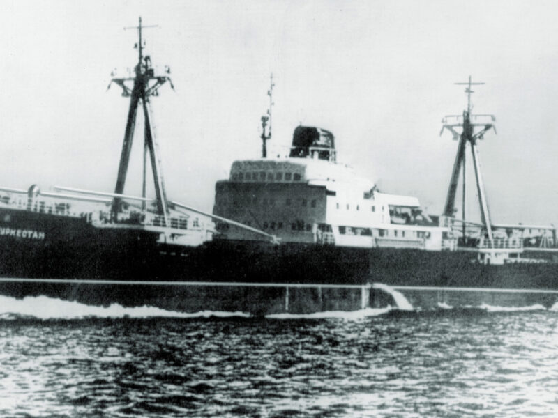 turkestan-soviet-ship